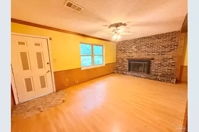 7701 Mobile Hwy, Pensacola, FL 32526 - Photo 11