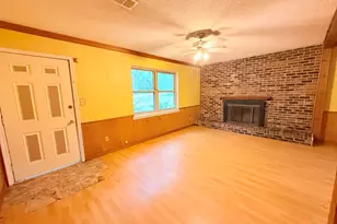 7701 Mobile Hwy, Pensacola, FL 32526 - Photo 11