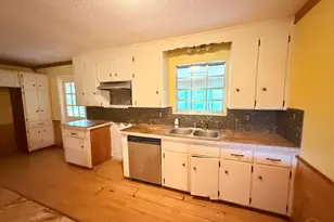 7701 Mobile Hwy, Pensacola, FL 32526 - Photo 17