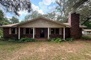 7701 Mobile Hwy, Pensacola, FL 32526 - Photo 1
