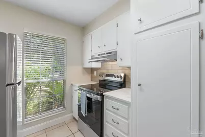 8101 Tippin Ave #F, Pensacola, FL 32514 - Photo 13