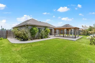 2437 Okatie Ln, Cantonment, FL 32533 - Photo 5