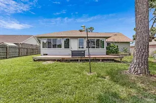 6436 Garden Dr, Gulf Breeze, FL 32563 - Photo 43