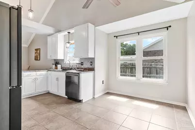 6436 Garden Dr, Gulf Breeze, FL 32563 - Photo 17