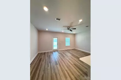 5673 Stellarjay St, Gulf Breeze, FL 32563 - Photo 5