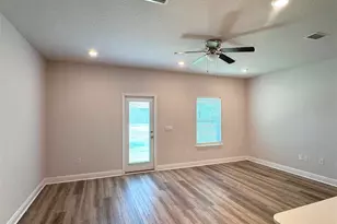 5673 Stellarjay St, Gulf Breeze, FL 32563 - Photo 5