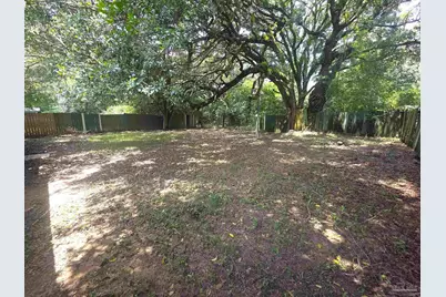 820 Montclair Rd, Pensacola, FL 32505 - Photo 11