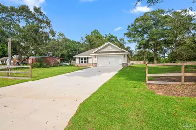 8237 Western Way Dr, Pensacola, FL 32526 - Photo 1