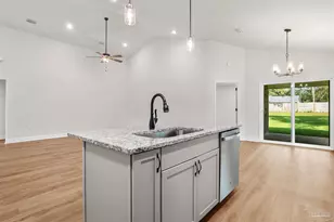 8237 Western Way Dr, Pensacola, FL 32526 - Photo 11
