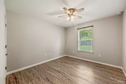 5622 Riviera Dr, Milton, FL 32583 - Photo 21
