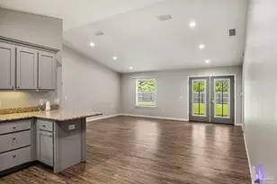 5622 Riviera Dr, Milton, FL 32583 - Photo 11