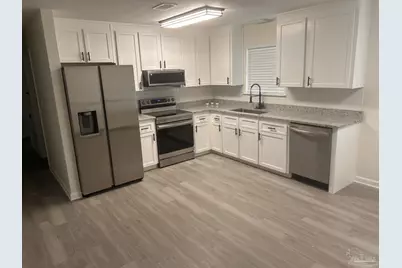 911 Jacks Branch Rd, Cantonment, FL 32533 - Photo 3