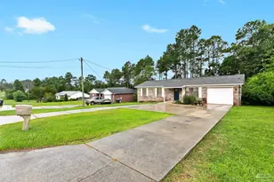 911 Jacks Branch Rd, Cantonment, FL 32533 - Photo 39
