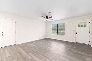 911 Jacks Branch Rd, Cantonment, FL 32533 - Photo 9