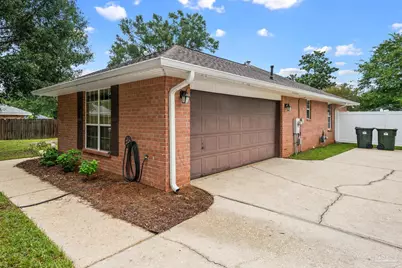 107 Bosque Ct, Cantonment, FL 32533 - Photo 21