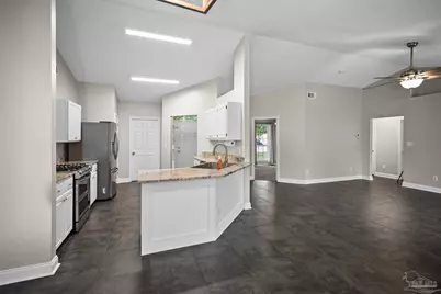107 Bosque Ct, Cantonment, FL 32533 - Photo 7