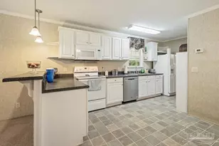 3101 Breastworks Rd, McDavid, FL 32568 - Photo 11