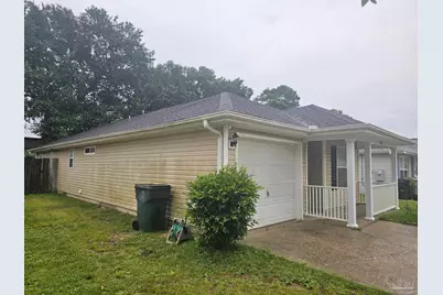 5926 Bilek Dr, Pensacola, FL 32526 - Photo 3