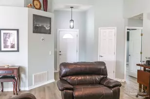 1207 Simpson St, Pensacola, FL 32526 - Photo 3