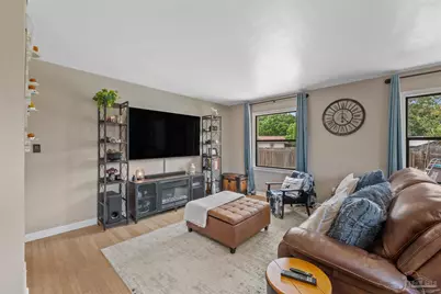 5902 Kendall Ave, Pensacola, FL 32506 - Photo 11