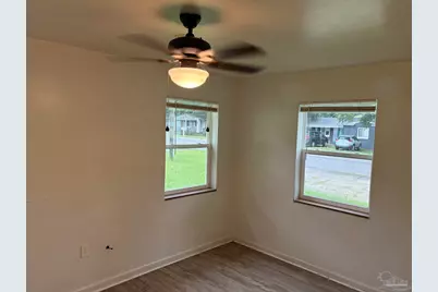 107 Holmes Dr #C, Pensacola, FL 32507 - Photo 5