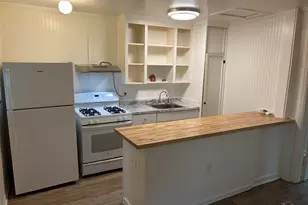 107 Holmes Dr, Pensacola, FL 32507 - Photo 3