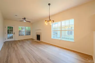 6102 The Oaks Ln, Pensacola, FL 32504 - Photo 7