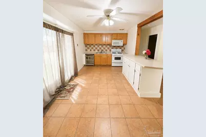 5778 Avondale Rd, Pensacola, FL 32526 - Photo 5
