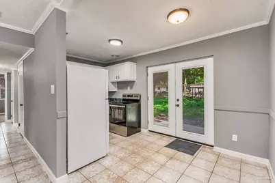 919 Clearview Ave, Pensacola, FL 32505 - Photo 9