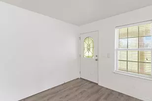 11560 Mobile Hwy, Pensacola, FL 32526 - Photo 7