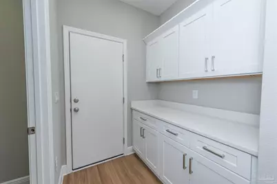 8318 Vickie St, Pensacola, FL 32514 - Photo 9