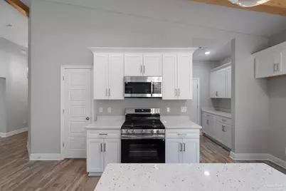 8310 Vickie St, Pensacola, FL 32514 - Photo 13