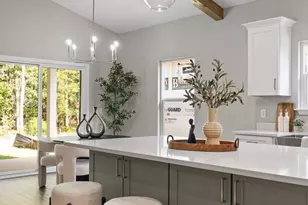 8310 Vickie St, Pensacola, FL 32514 - Photo 9