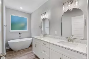 8310 Vickie St, Pensacola, FL 32514 - Photo 29