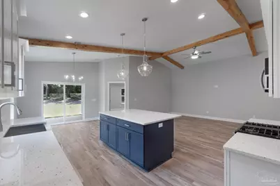 8310 Vickie St, Pensacola, FL 32514 - Photo 11