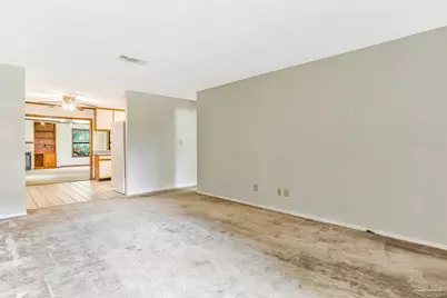 7952 Dartmoor Cir, Pensacola, FL 32514 - Photo 13