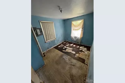 404 Frisco Rd, Pensacola, FL 32507 - Photo 7