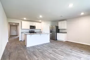 5562 Galahad Trl, Milton, FL 32583 - Photo 5