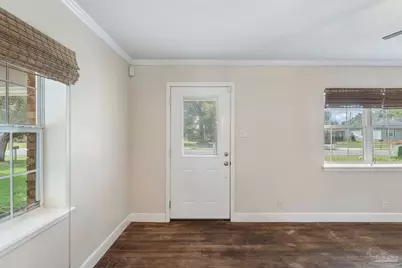 1220 Dexter Ave, Pensacola, FL 32507 - Photo 5