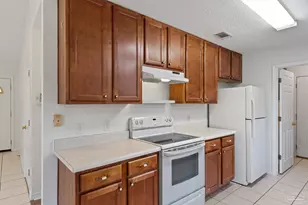 8197 Verdura St, Navarre, FL 32566 - Photo 11