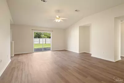 640 Buoy Dr, Pensacola, FL 32507 - Photo 3