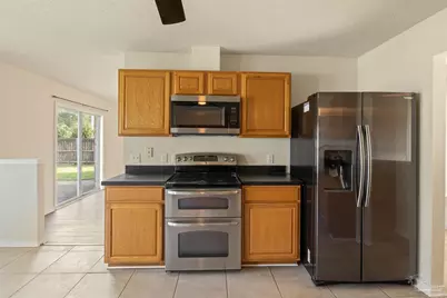 640 Buoy Dr, Pensacola, FL 32507 - Photo 9