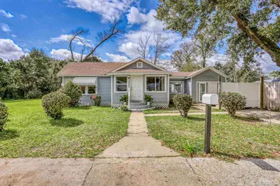 615 N Wentworth St, Pensacola, FL 32505 - Photo 1