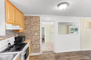 615 N Wentworth St, Pensacola, FL 32505 - Photo 9