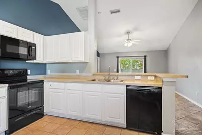 635 Saleta St, Pensacola, FL 32534 - Photo 5