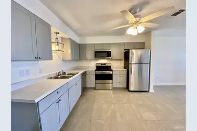 9557 Lillian Hwy, Pensacola, FL 32506 - Photo 3