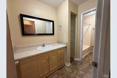 130 E 9 Mile Rd #5, Pensacola, FL 32534 - Photo 3