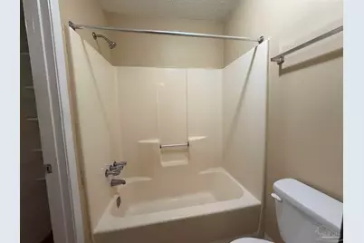 130 E 9 Mile Rd #5, Pensacola, FL 32534 - Photo 5