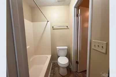 130 E 9 Mile Rd #5, Pensacola, FL 32534 - Photo 17