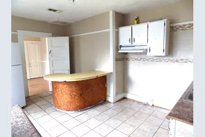 204 N E St #A, B, C, Pensacola, FL 32501 - Photo 21